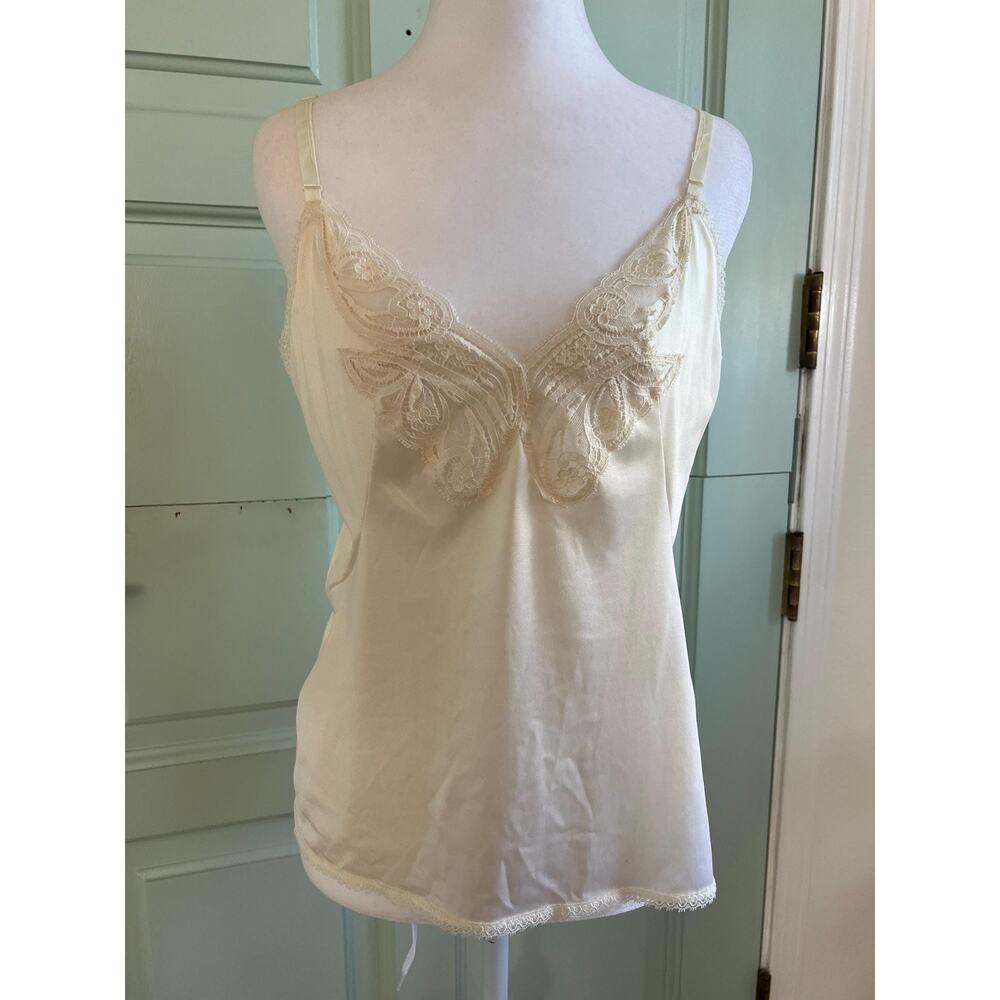 Vintage Cream Lace Camisole – Adjustable Straps